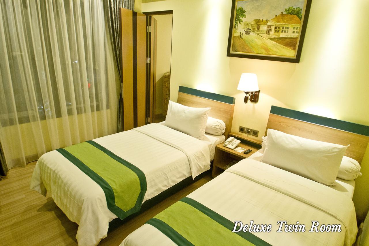 Green Batara Hotel Bandung Exterior foto